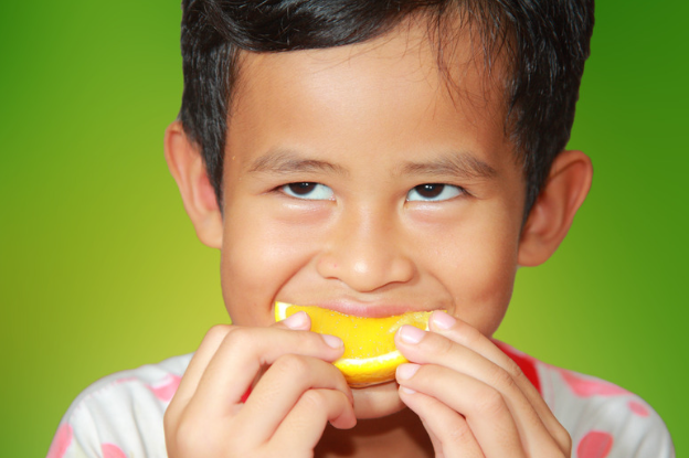 manfaat jeruk untuk ibu hamil, jeruk untuk daya tahan tubuh anak, jeruk untuk kesehatan kulit dan mata, buah untuk MPASI bayi, jeruk untuk pencernaan sehat, vitamin C alami dari buah, jeruk untuk ibu menyusui, jeruk untuk diet sehat pasca melahirkan, cara